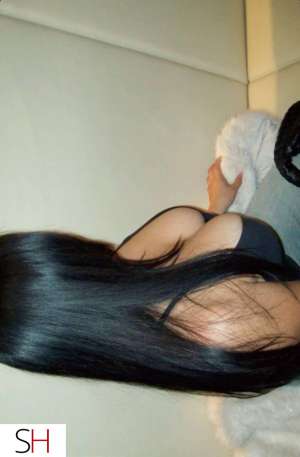 19 year old Escort in Montreal Call me babe
