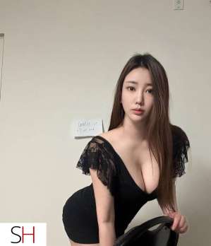 The Young and Pretty Chinese Girl just arrive In Regina 21 year old Escort in Regina