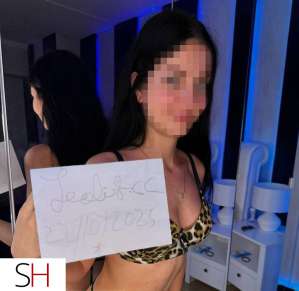 Hi only whatsapp if you wanna chat in sms check descrip 21 year old Escort in Cambridge