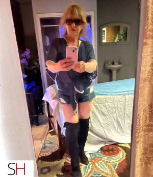 45Yrs Old Escort North York Image - 8