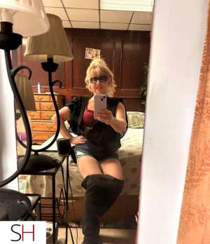 45Yrs Old Escort North York Image - 9