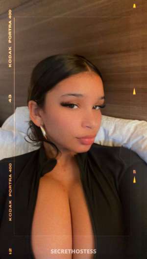 Hispanic-Girlfriend Experience💕;Clean, Classy, your 26 year old Escort in Fort Dodge IA