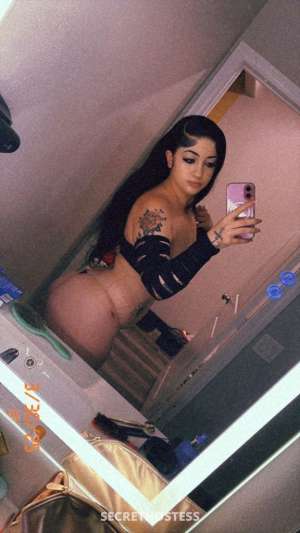 Thick Sexy Latina 22 year old Escort in Inland Empire CA