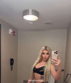 24 year old Caucasian Escort in Ottawa sweet &amp; petite naughty girl-next-door