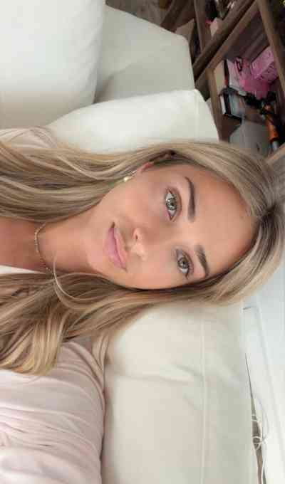 29 year old Escort in Menlo Park CA Sweet Sex | GFE 💕 | Massage 🧴 | party Favors available