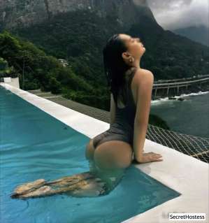 24 year old Escort in Nashville TN Escort model JULIA HILTON, Nashville