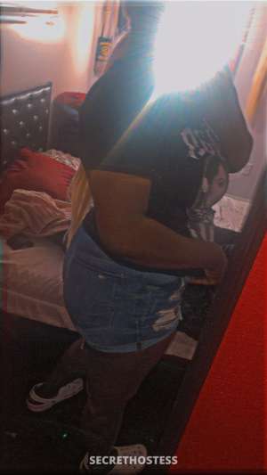 something new 25 year old Escort in Dayton OH