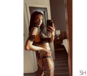 28 year old Escort in Cheshire East Tall, slim, tanned, and ready to give an amazing time, 