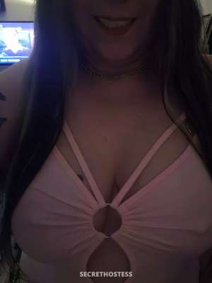 44 year old Escort in Hamilton Jennifer 11 am to 1am OUTCALLS CARCALL ONLINE