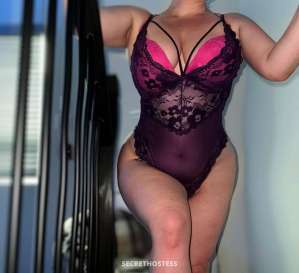 30 year old Caucasian Escort in Quebec City Naughty Sensual blondy AVAILABLE