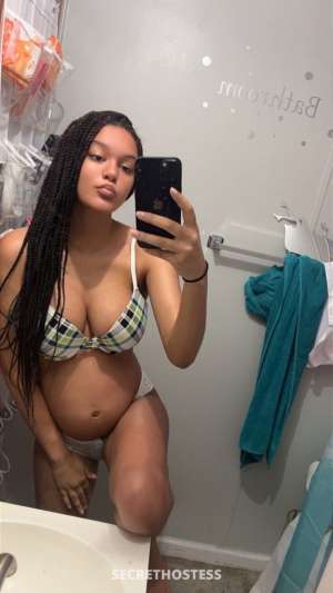 Lilly 19Yrs Old Escort Image - 1