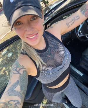 I’m available for full body massage with happy ending 27 year old Escort in Sarasota-Bradenton FL