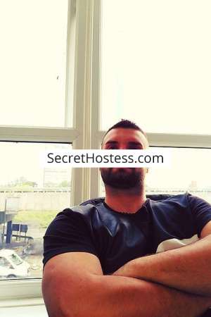 Rebeto 37 year old Escort in Coventry