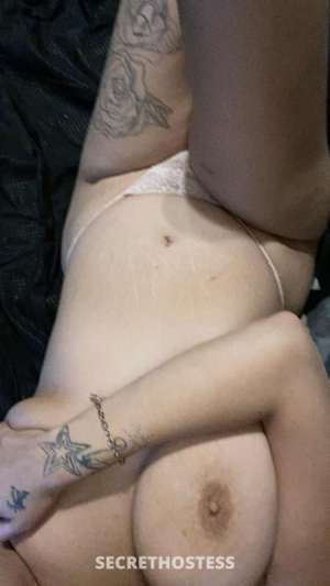 Come be with a slutty Latina 21 year old Escort in Mankato MN