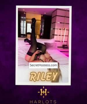 22 year old Caucasian Escort in Canberra Rileyxxxx-xxx-xxx