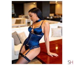 26 year old Latino Escort in Carshalton London 👑Irresistible Companion–Where Desire Meets Elegance