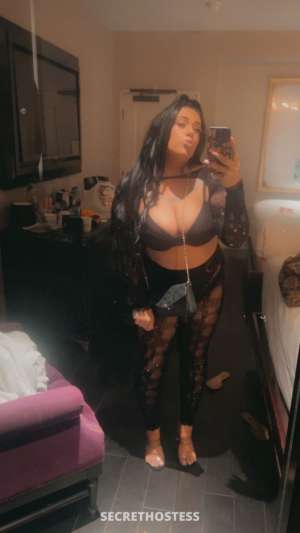 Brunette Bombshell 33 year old Escort in Ann Arbor MI