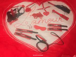 29 year old Italian Escort in Dubai Busty Yasmine A-Level Italian Escort Anal BDSM CIM Squirting