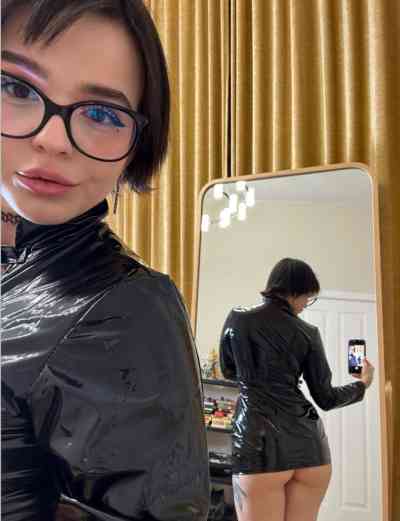 27Yrs Old Escort 87KG 5CM Tall Kenosha WI Image - 2