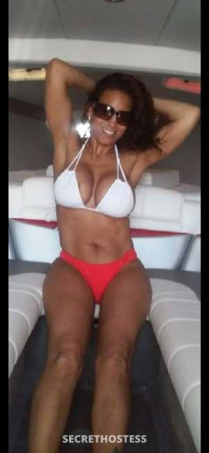 Carrington 51Yrs Old Escort Seattle WA Image - 3