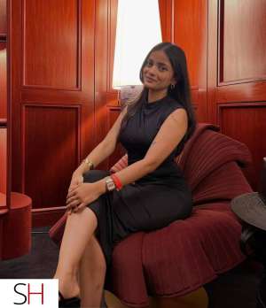 Hello gentlemen I'm Punjabi lady available now 23 year old Escort in Brampton