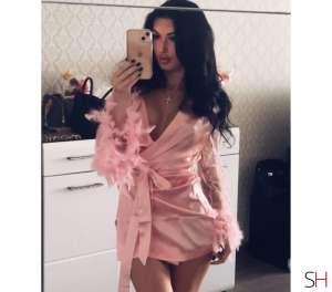 .Tania.Sexy and naughty Escort Lady, Agency 24 year old Escort in Buckinghamshire