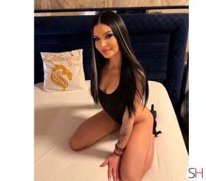 . CURVY GIRL . NEW IN TOWN . BEST SERVICE.., Independent 24 year old Escort in Newcastle upon Tyne