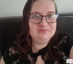 Sexy English El and Em brand new to area, Independent 26 year old Escort in Oxfordshire