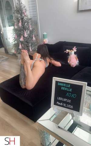 35Yrs Old Escort Regina Image - 11