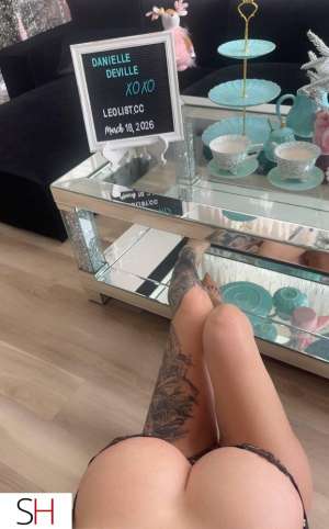 35Yrs Old Escort Regina Image - 16