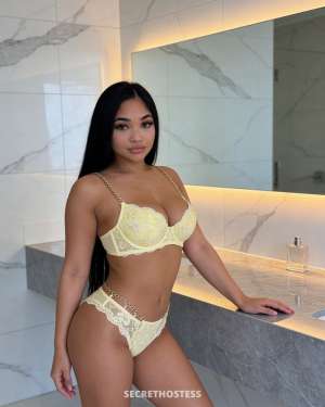 0 year old Asian Escort in Chicago IL Ariana Noelle Escort model