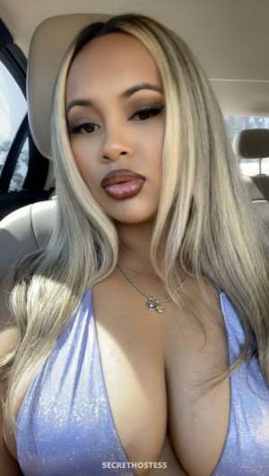0 year old Filipino Escort in Los Angeles CA britt Escort model