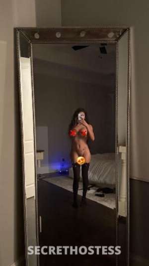 pretty &amp; petite Playmate AVAILIBLE 25 year old Escort in Lake Charles LA
