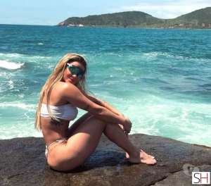 28 year old Brazilian Escort in Central Bedfordshire Poly perfect body . best GFE . party girl, Independent