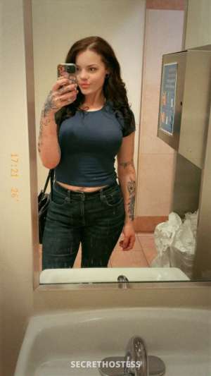 I’m available for meetups boo🍁🥰facetime available 27 year old Escort in Eugene OR