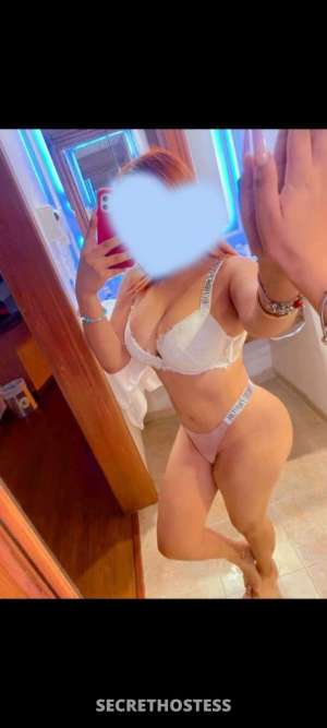 Hi I m a pretty sexy girl very hot kisses oral sex Greek and 34 year old Escort in Fort Myers FL