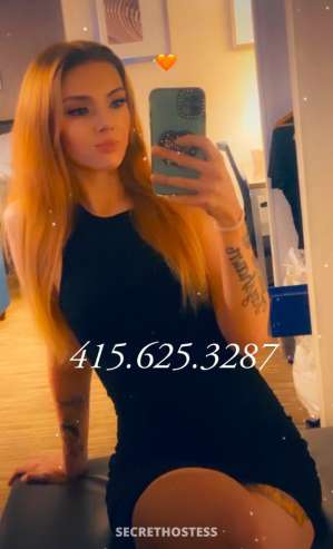 f A D H R r D N 25 year old Escort in Stockton CA