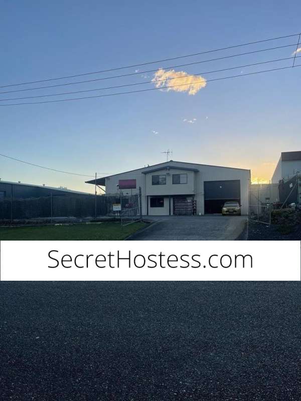 Escort Forster Image - 15