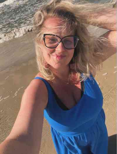 35 year old American Escort in Manitowoc WI Hot Sexy Horny Sweetpussy Ass Bombshell at low rate 24/7 - 