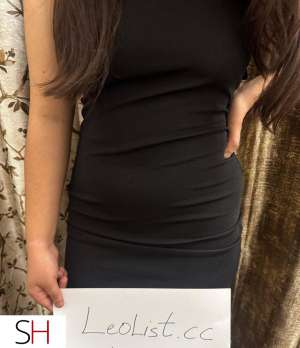 New hot girl available in your city 22 year old Escort in Brampton