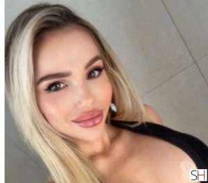 Marissa x comfirmation video, Independent 25 year old Escort in Luton