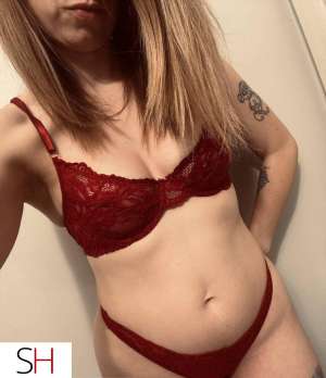 Cutie With a Bouncing Bootie 27 year old Escort in Winnipeg