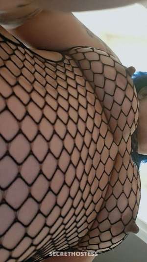 Hot sexy pettie latina 39 year old Escort in Palm Springs CA