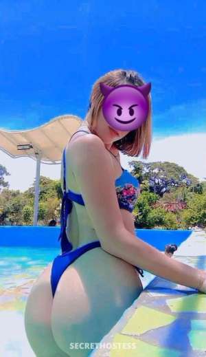 latina disponible 24 7 44 year old Escort in Raleigh NC