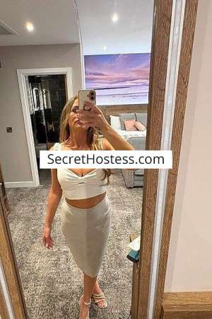 Charlotte Cheshire Escort 59KG 165CM Tall Manchester Image - 4