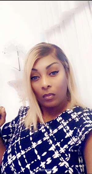 0 year old Escort in West Palm Beach FL Caramel Escort model