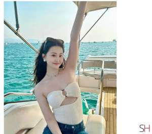 Charming &amp; Elegant Luna Therapist, Independent 25 year old Escort in Edinburgh