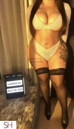 24 year old Middle Eastern Escort in Ottawa WET WET WET! Hottest Slutt