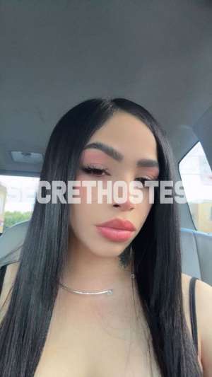 Candy 23 year old Escort in Chicago IL