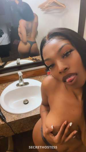 24Yrs Old Escort Image - 5
